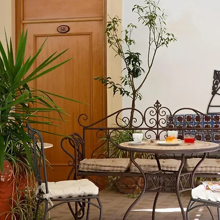 德尔科索酒店 3*