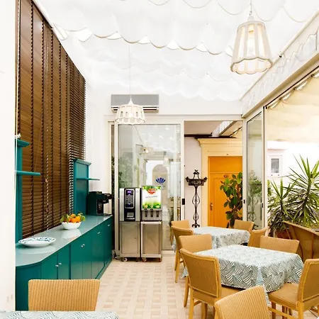 德尔科索酒店 3*